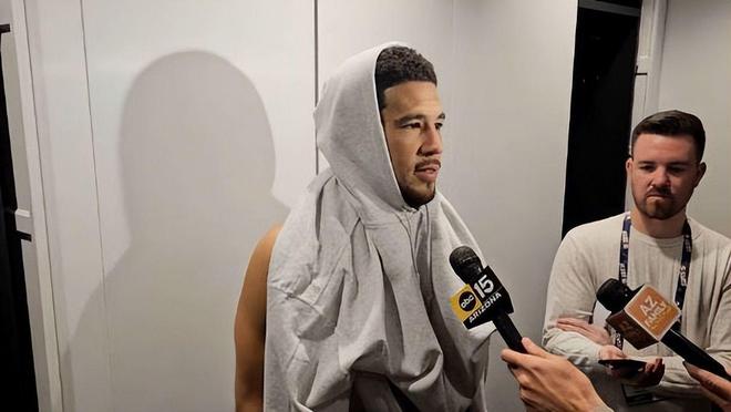 布克格林冲突引爆附加赛 绿色浪潮掀翻勇士王朝