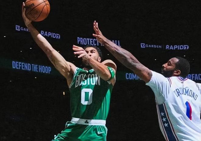 新秀爆发逆转绿凯 76人夺回主场优势