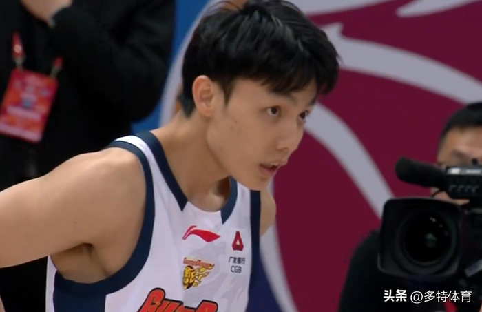 广东宏远力克广州晋级八强 京粤大战一触即发