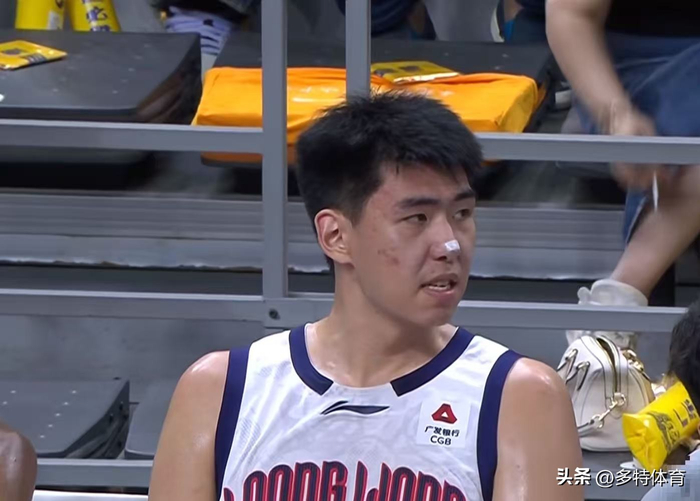 广东宏远力克广州晋级八强 京粤大战一触即发